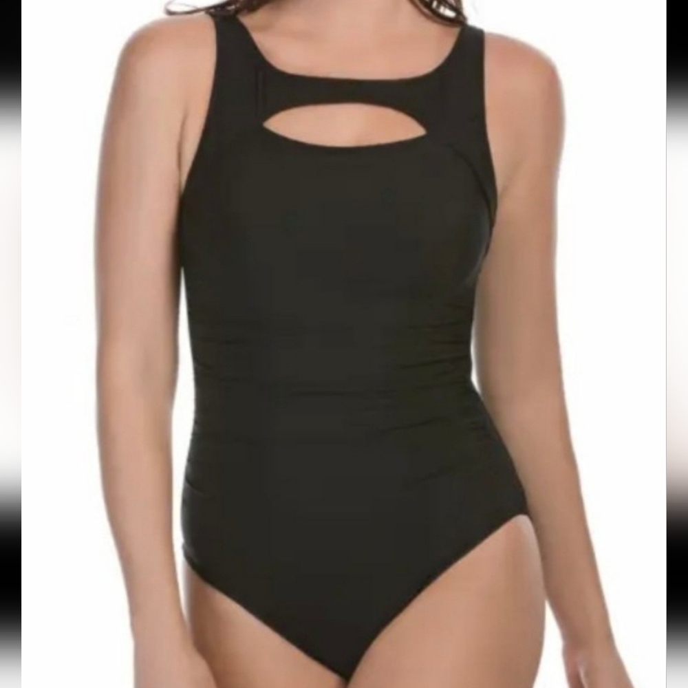 New! Magicsuit Black Size 10